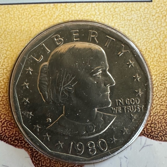 1979–1980 Susan B. Anthony Dollar Set – Uncirculated P/D/S (6 Coins) in Display - Picture 15 of 16